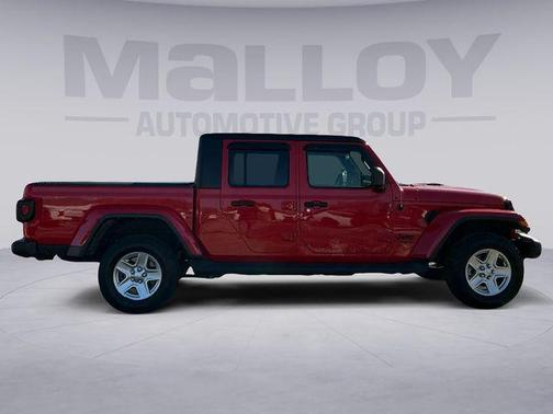 2022 Jeep Gladiator Sport S