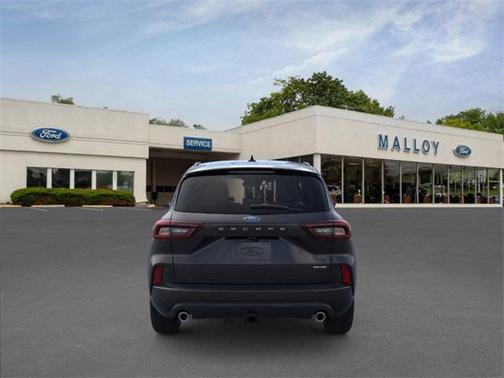 2026 Ford Escape ST-Line Elite