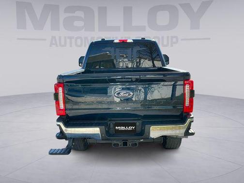 Antimatter Blue Metallic 2023 Ford F-250 Lariat
