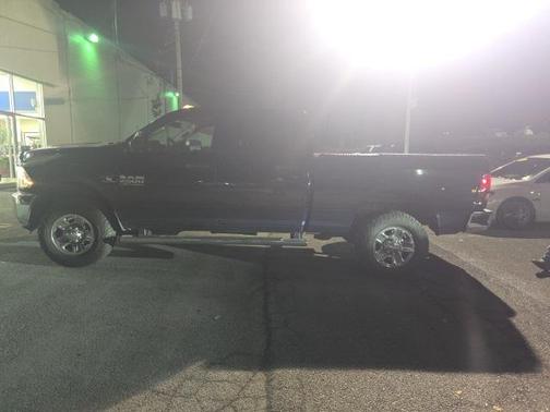 2018 RAM 2500 Tradesman Crew Cab 4x4 6'4' Box