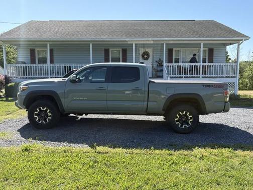 2023 Toyota Tacoma TRD Sport
