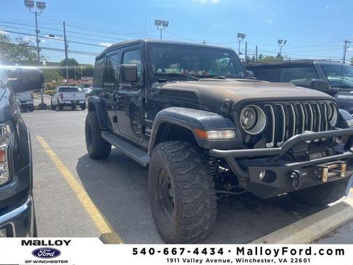 2023 Jeep Wrangler 4-Door Sahara 4x4