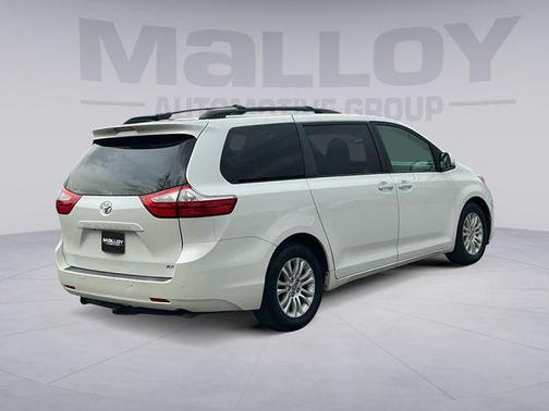 2015 Toyota Sienna XLE Premium