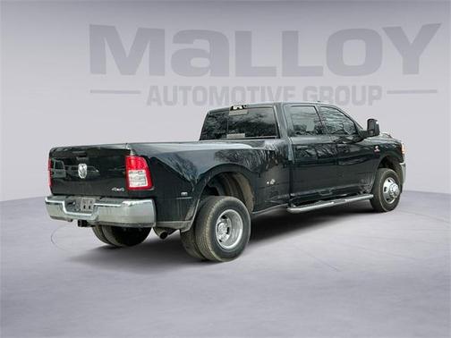 2024 RAM 3500 Tradesman Crew Cab 4x4 8' Box