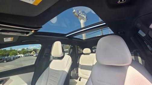 Nautical Blue Metallic 2023 Mercedes-Benz GLC 300 4MATIC