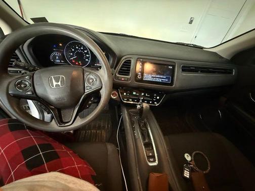 Platinum White Pearl 2019 Honda HR-V EX