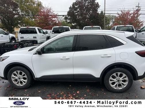 Oxford White 2023 Ford Escape Active