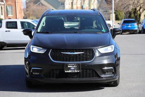 2021 Chrysler Pacifica Hybrid Touring L