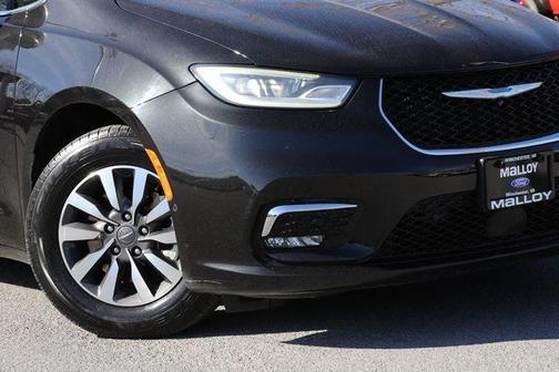2021 Chrysler Pacifica Hybrid Touring L