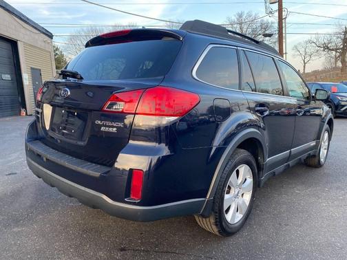 2012 Subaru Outback 2.5i Limited