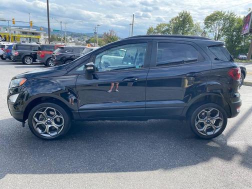 2018 Ford EcoSport SES AWD 4dr Crossover