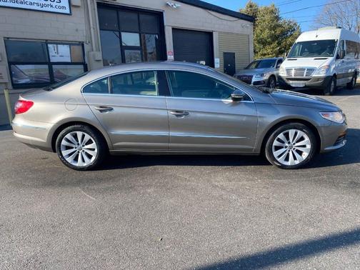 2011 Volkswagen CC Sport