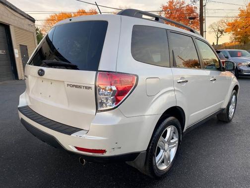 2010 Subaru Forester 2.5 X Premium