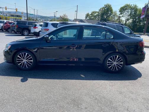 2016 Volkswagen Jetta 1.8T Sport
