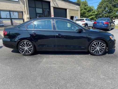 2016 Volkswagen Jetta 1.8T Sport