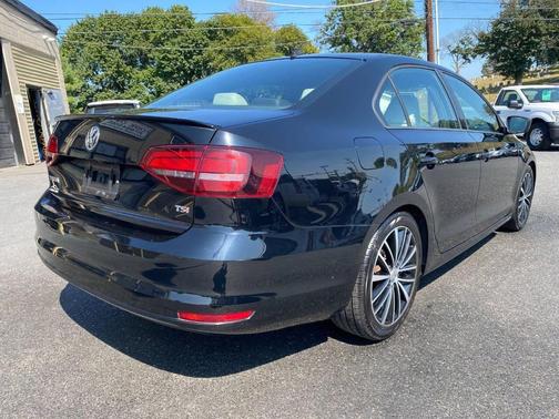 2016 Volkswagen Jetta 1.8T Sport