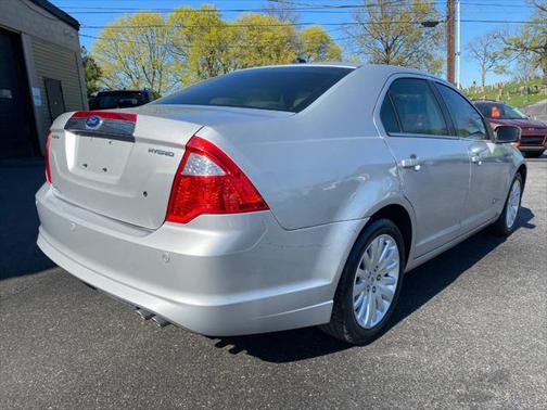2010 Ford Fusion Hybrid Base