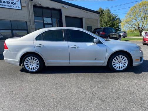 2010 Ford Fusion Hybrid Base