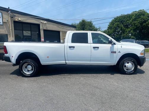 2012 RAM 3500 ST 4x4 4dr Crew Cab 8 ft. LB DRW Pickup