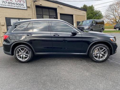 2019 Mercedes-Benz GLC 300 4MATIC