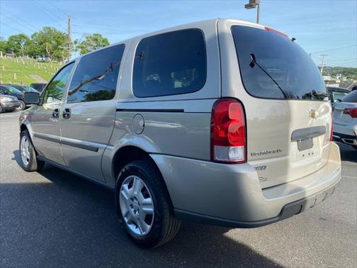 2008 Chevrolet Uplander LS 4dr Extended Mini Van
