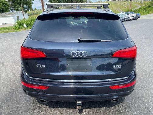 Blue 2015 Audi Q5 2.0T Premium Plus