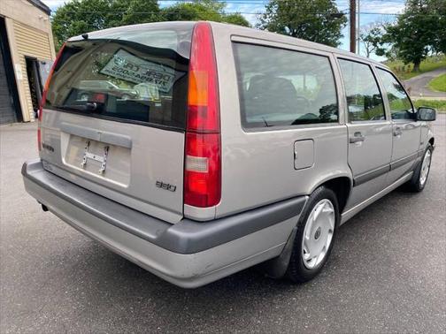 1995 Volvo 850 Base 4dr Wagon