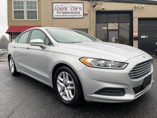 2015 Ford Fusion SE