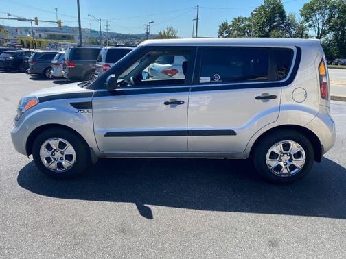 2011 Kia Soul Base