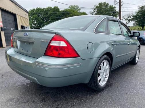 2005 Ford Five Hundred Limited AWD 4dr Sedan