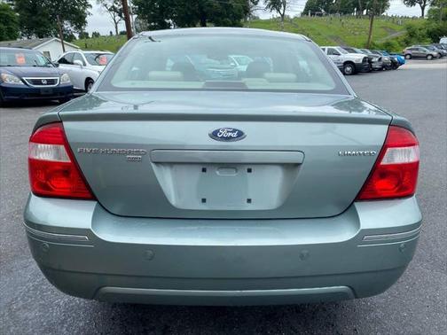 2005 Ford Five Hundred Limited AWD 4dr Sedan