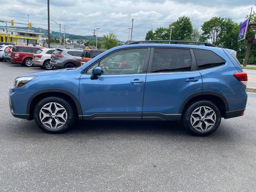 Blue 2019 Subaru Forester Premium