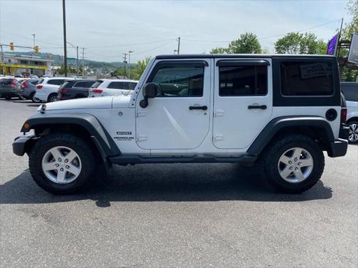 2017 Jeep Wrangler Unlimited Sport