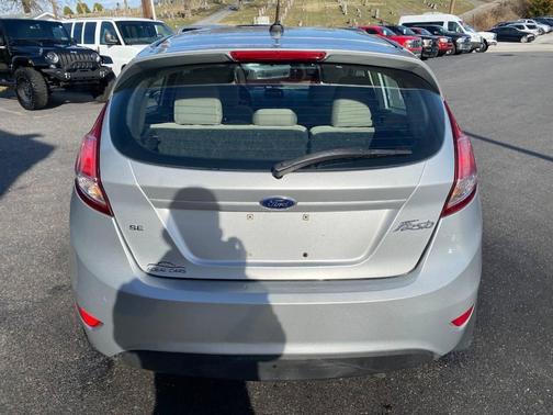 2015 Ford Fiesta SE 4dr Hatchback