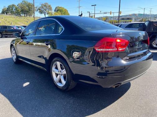 2013 Volkswagen Passat 2.5 SE