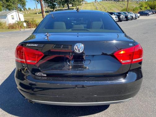 2013 Volkswagen Passat 2.5 SE