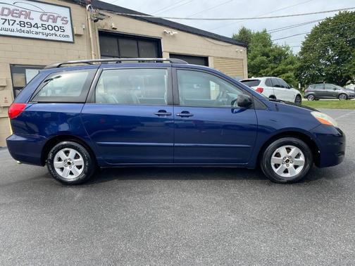 2007 Toyota Sienna CE