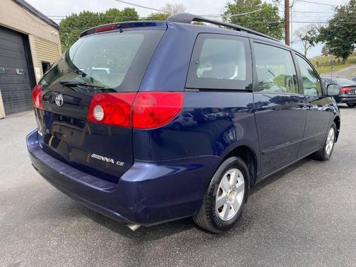 2007 Toyota Sienna CE