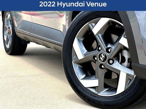 Gray 2022 Hyundai VENUE SEL