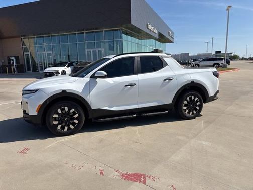 2025 Hyundai SANTA CRUZ SEL Activity