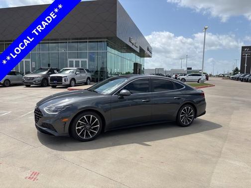 2022 Hyundai SONATA Limited
