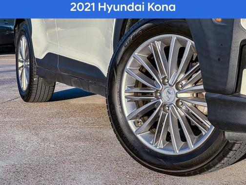 2021 Hyundai KONA SEL