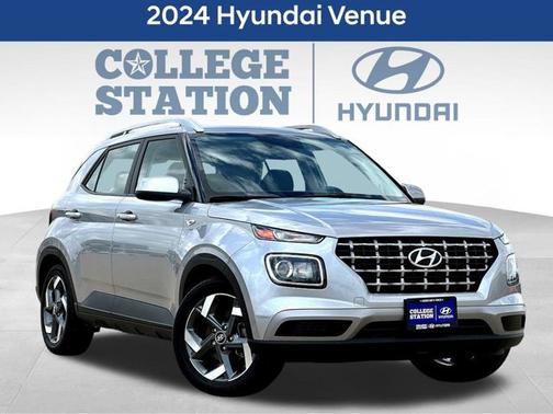 Silver 2024 Hyundai VENUE SEL