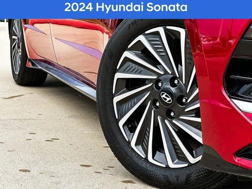 2024 Hyundai SONATA Hybrid Limited