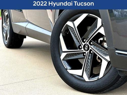Gray 2022 Hyundai TUCSON SEL