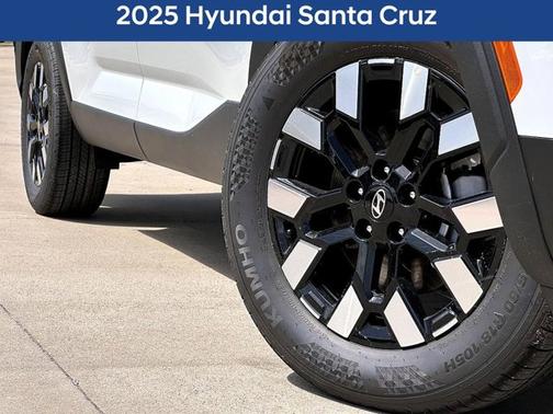 2025 Hyundai SANTA CRUZ SE