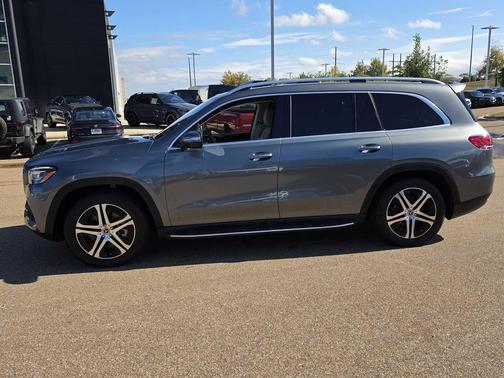 2022 Mercedes-Benz GLS 450 4MATIC