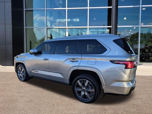 2023 Toyota Sequoia Capstone