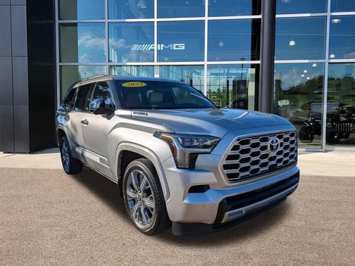 2023 Toyota Sequoia Capstone