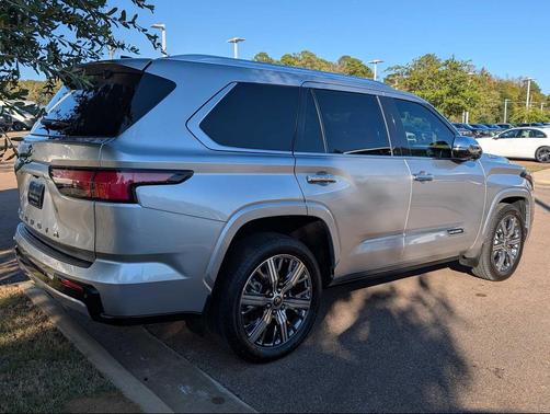 2023 Toyota Sequoia Capstone